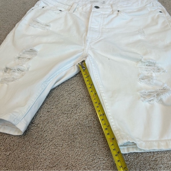 TOPMAN white distressed denim Jean shorts Sz 30🇨🇦 - Picture 7 of 9